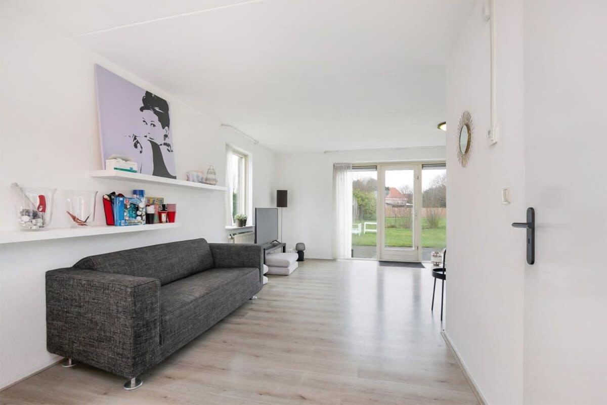 Vakantiehuis Heerlijk 6-persoons Vakantiehuis Op Loop Afstand Van Het Strand - Zwin 112 *